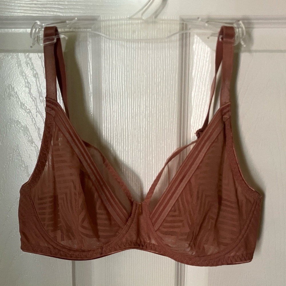 Freya High Apex Bra